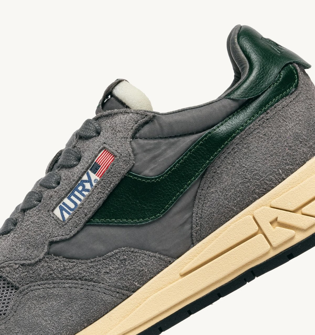 ZAPATILLAS AUTRY COLOR GRIS