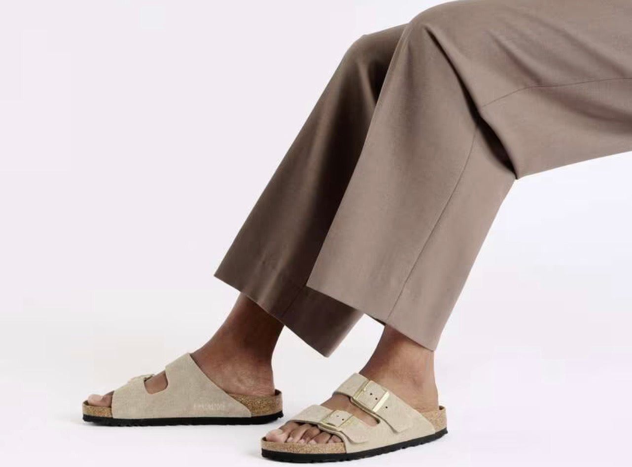 SANDALIA BIRKENSTOCK COLOR BEIGE