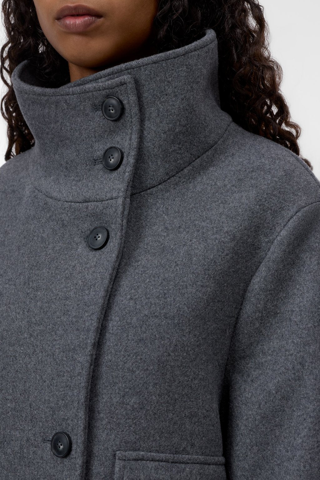 CHAQUETA DE LANA GRIS