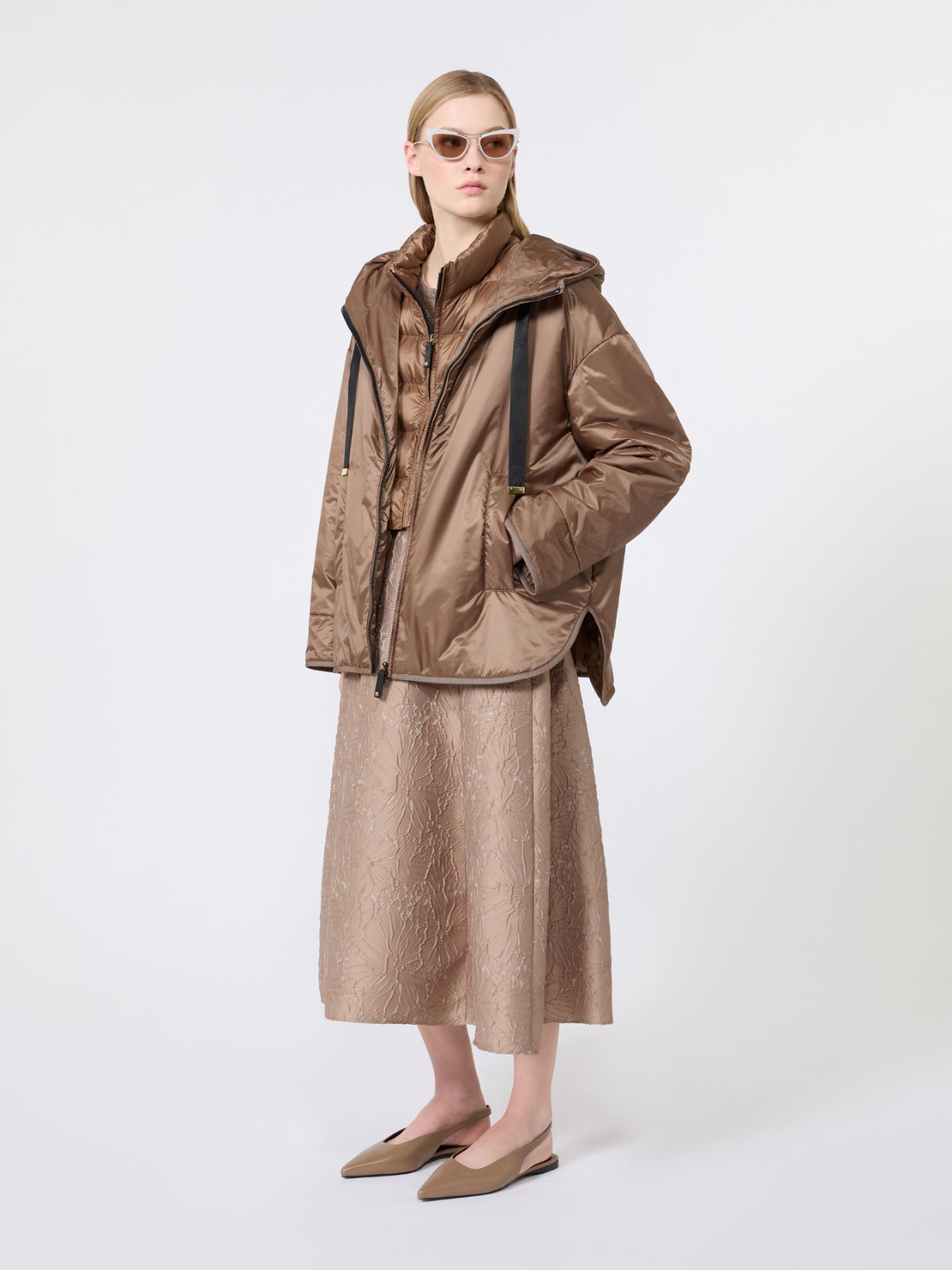 CHALECO ACOLCHADO CROPPED IMPERMEABLE - CAMEL