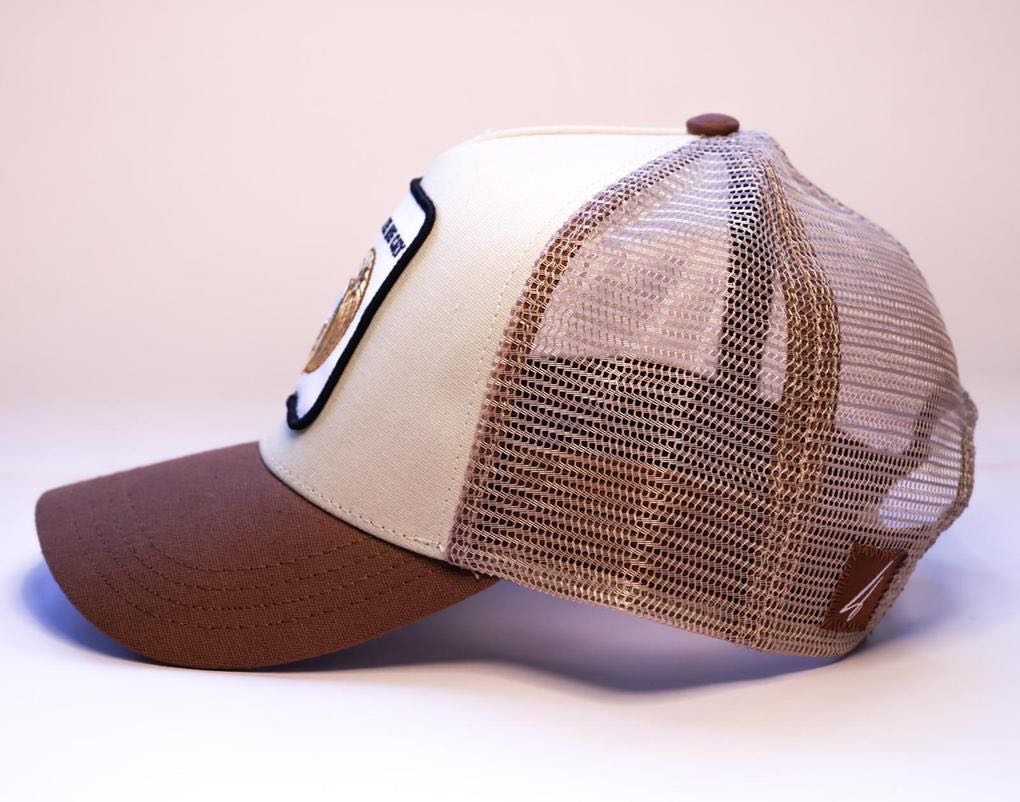 GORRA COLORBEIGE Y CAMEL.