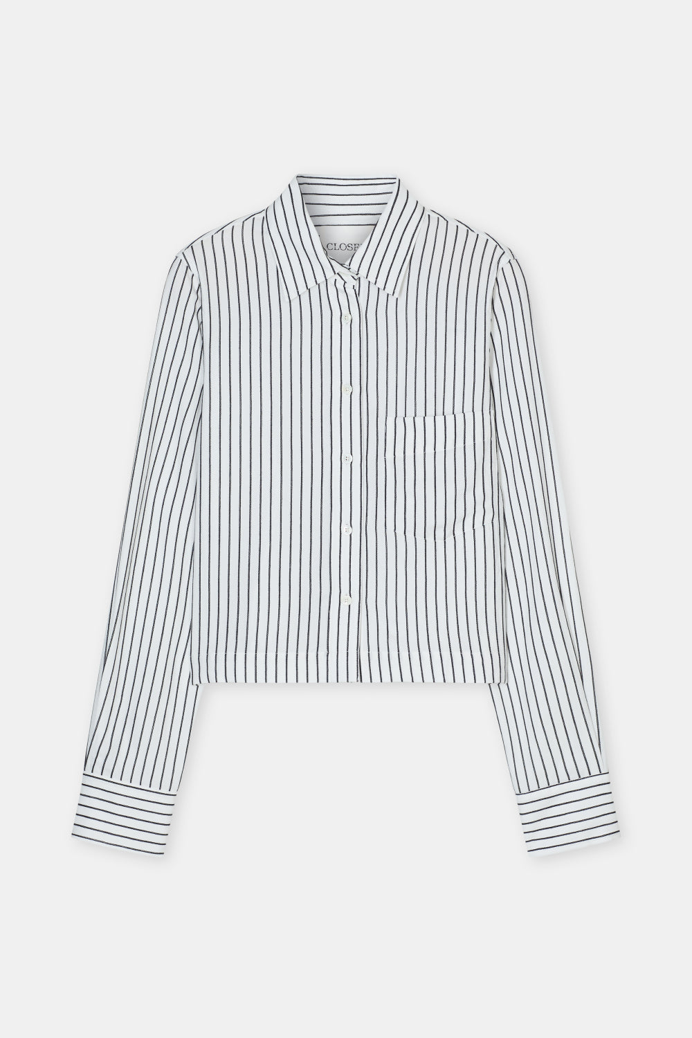 BLUSA CLOSED COLOR BLANCO Y NEGRO