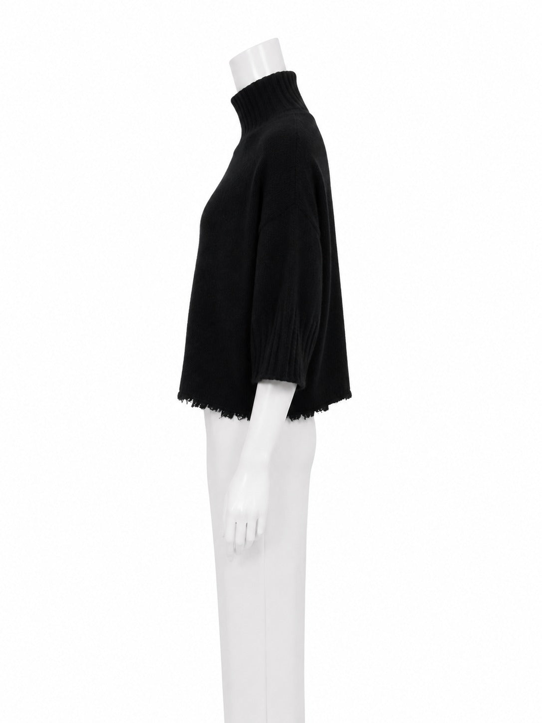 JERSEY CUELLO ALTO NEGRO DESFILADO