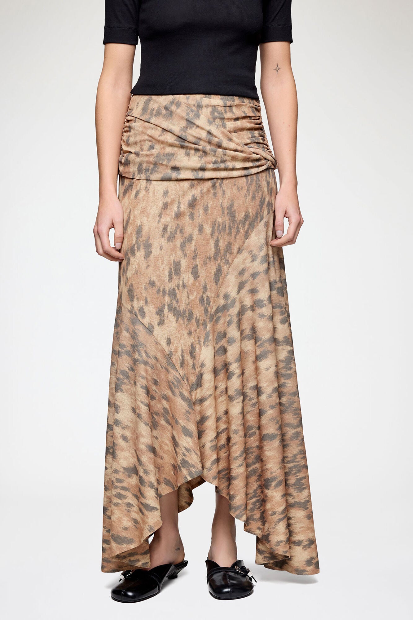 FALDA DE MALLA JASPEADA ESTAMPADA 00153|A1090246|198