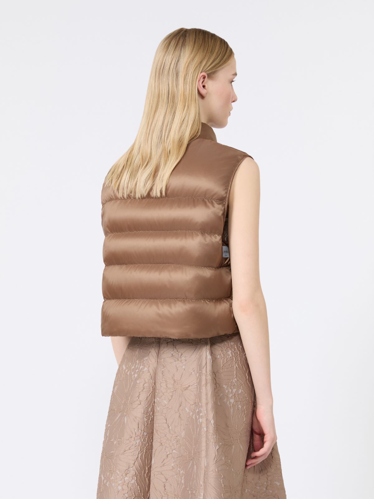 CHALECO ACOLCHADO CROPPED IMPERMEABLE - CAMEL