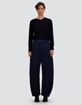 PANTALON TEJANO FORMA DE O