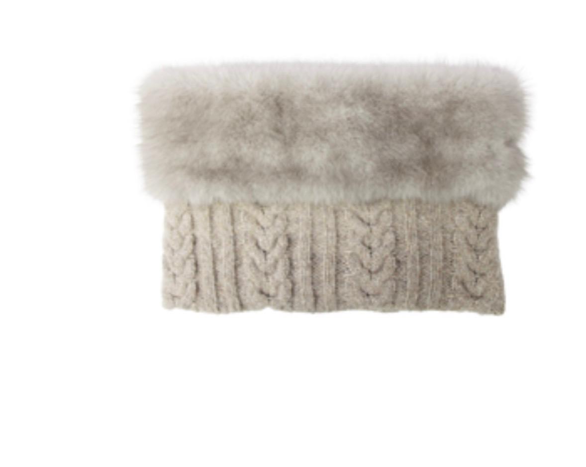 CUELLO DE PUNTO Y ECOPIEL BEIGE