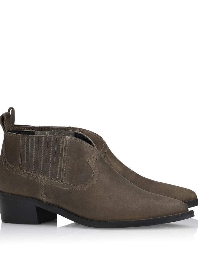 BOTAS SHOE BIZ COPENHAGEN, COLOR MARRON CHOCOLATE