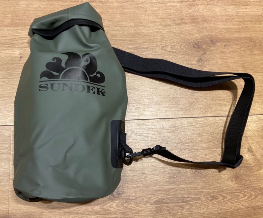 BOLSA WATERPROOF COLOR DARK GEERN SUNDEK - Imagen 3