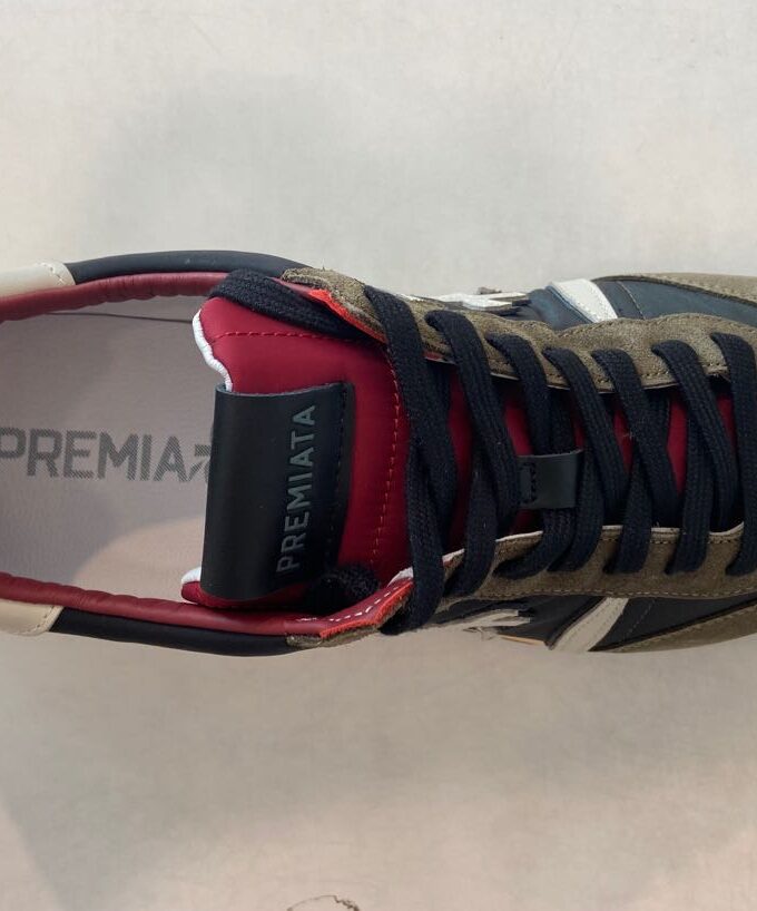 ZAPATILLAS COLOR CAQUI - NEGRO PREMIATA