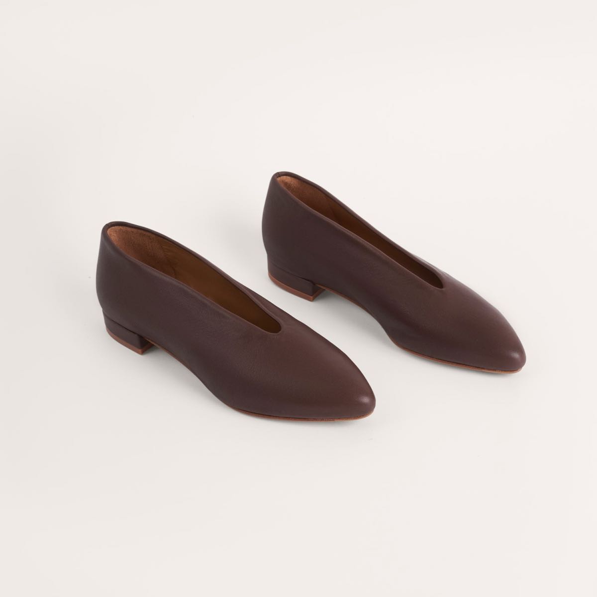 ZAPATO COLOR EBANO MALABABA Julia Palacin