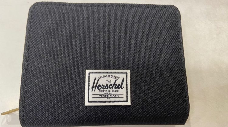 CARTERA  COLOR NEGRO HERSCHEL