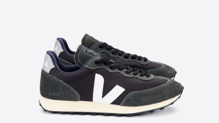 ZAPATILLAS  COLOR BLACK VEJA