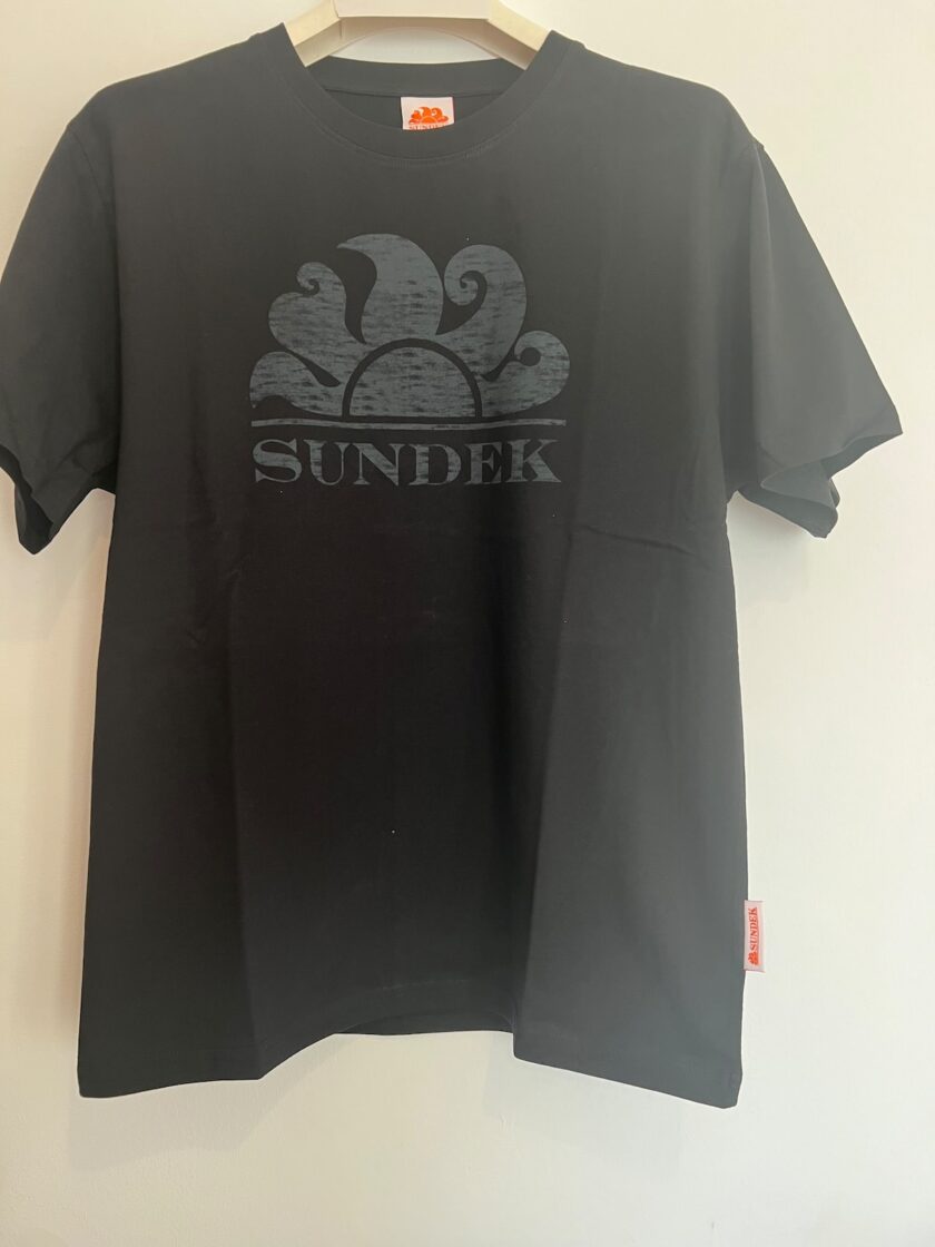 CAMISETA  COLOR BLACK SUNDEK - Imagen 3