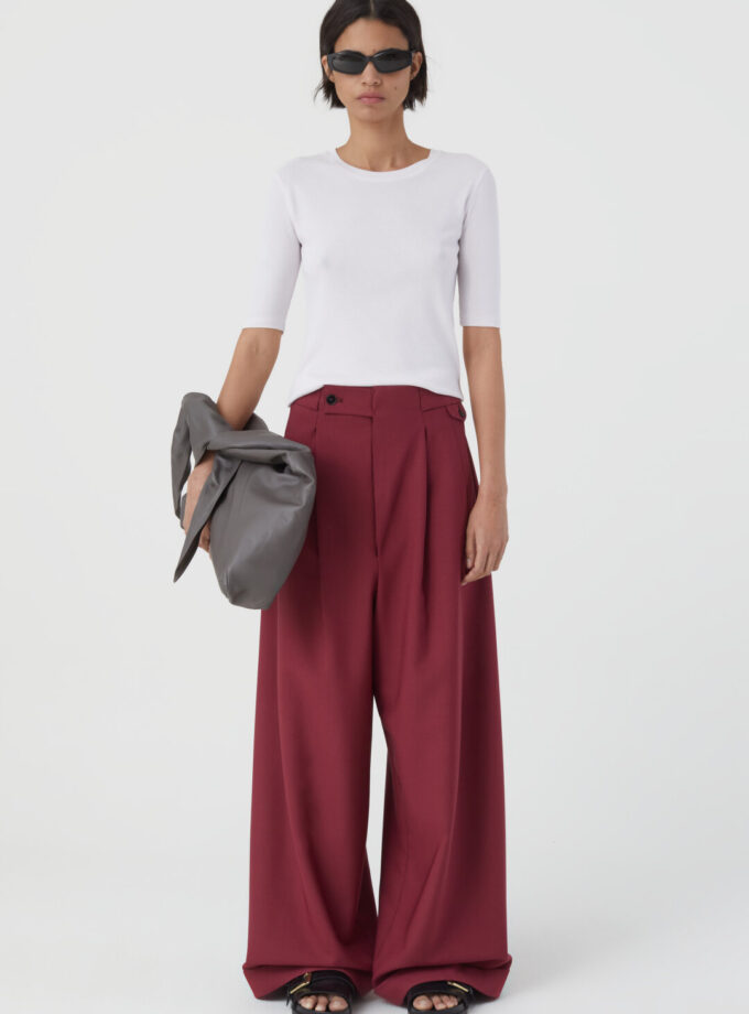 CAMISETA  COLOR ROSA DE LA MAÑANA CLOSED