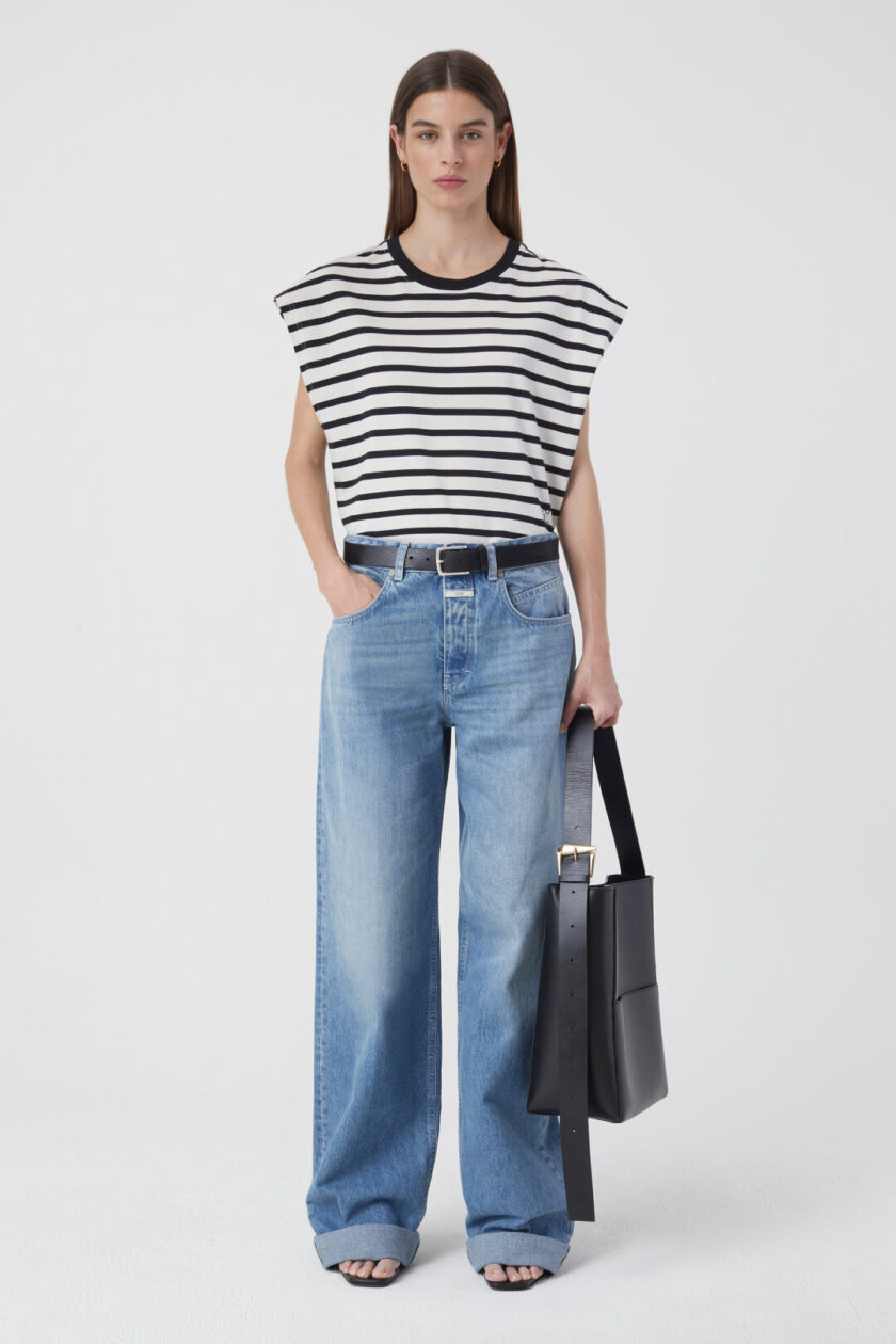CAMISETA  COLOR NEGRO CLOSED - Imagen 2