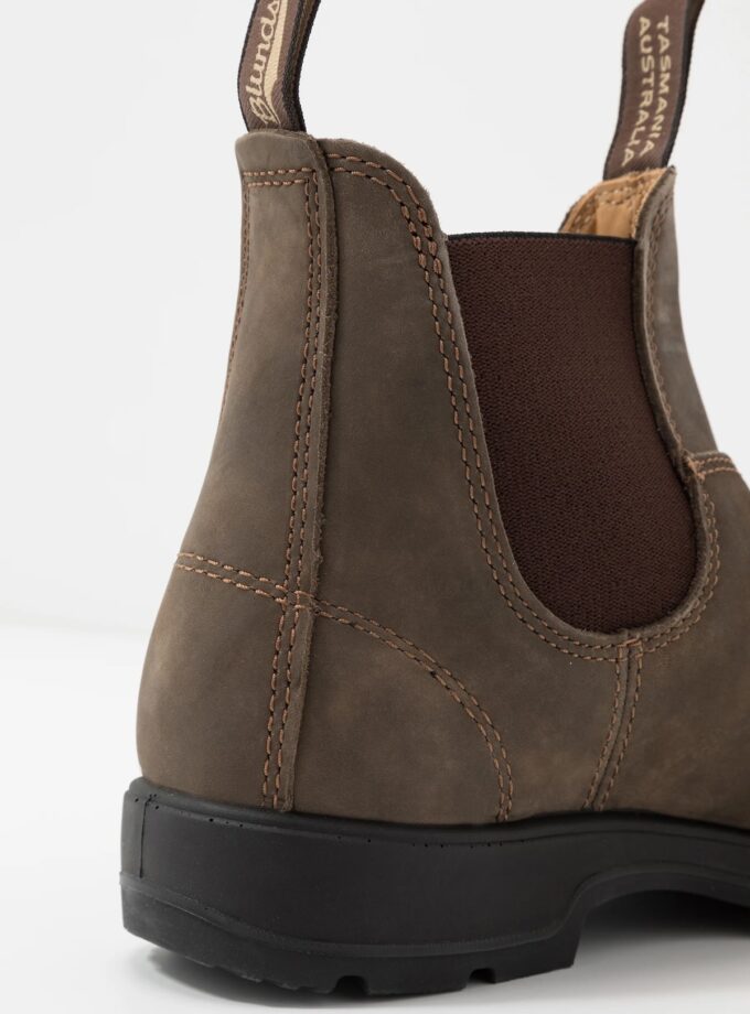 CLASSICS
CHELSEA BOOTS - RUSTIC BROWN BLUNDSTONE