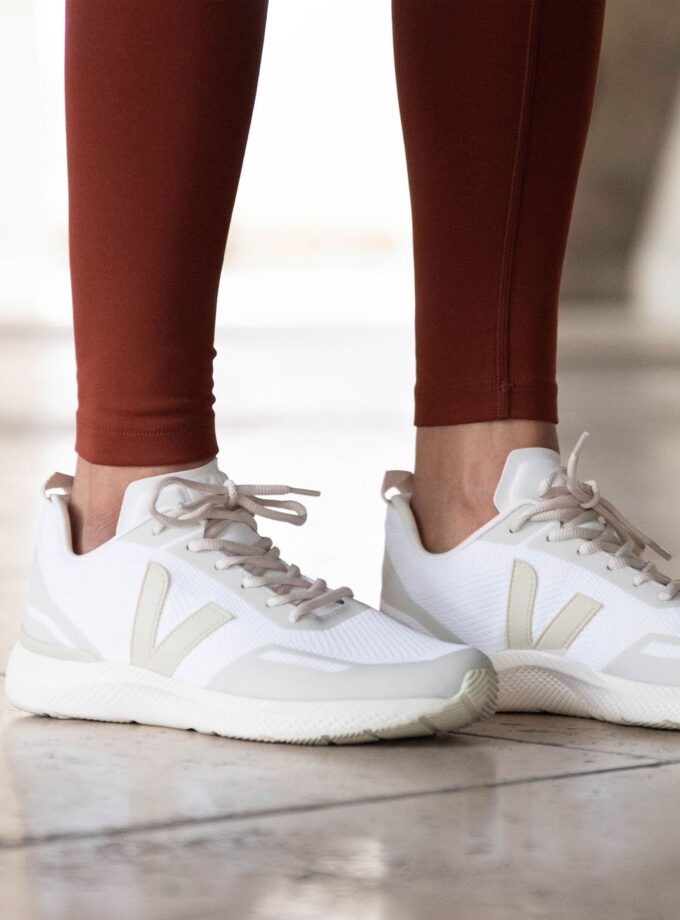 ZAPATILLAS  COLOR EGGSHELL PIERRE VEJA