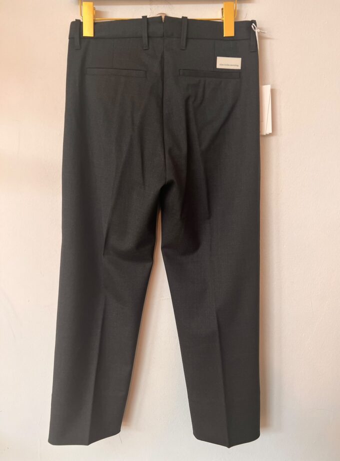 PANTALON COLOR NEGRO NINE IN THE MORNING