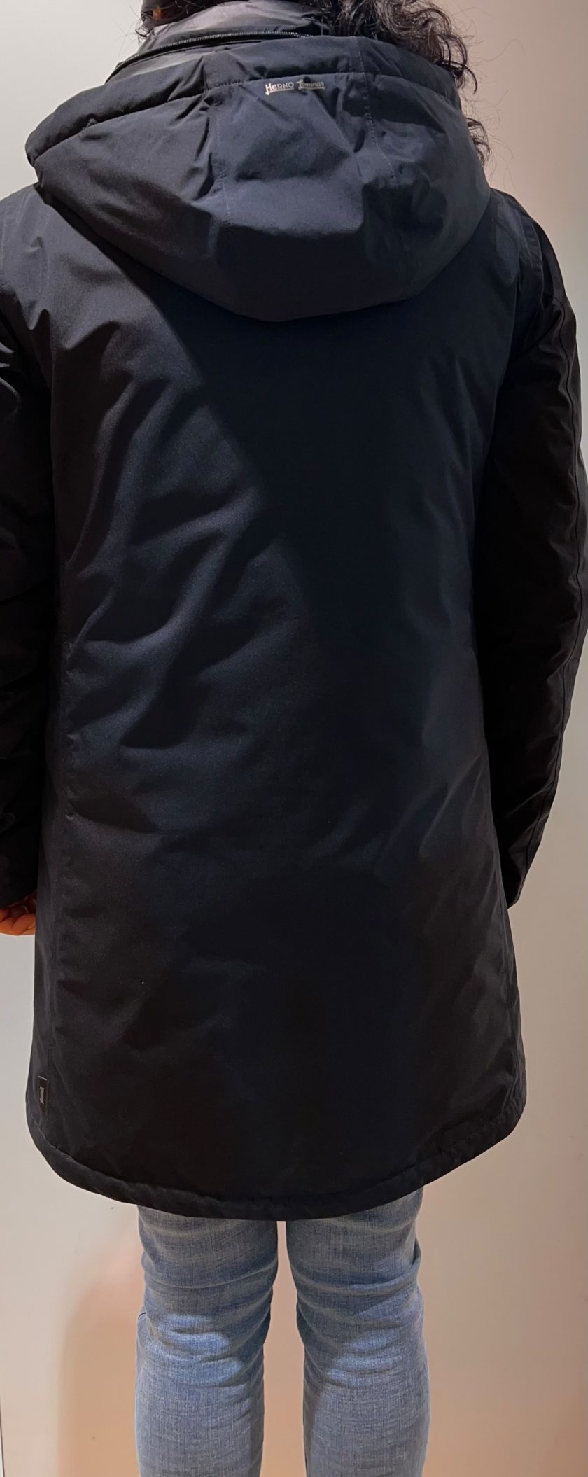 PARKA  COLOR AZUL MARINO HERNO - Imagen 3