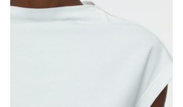 CAMISETA  COLOR CRUDO CLOSED