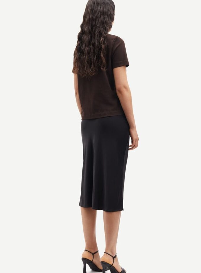 FALDA COLOR NEGRO SAMSOE & SAMSOE