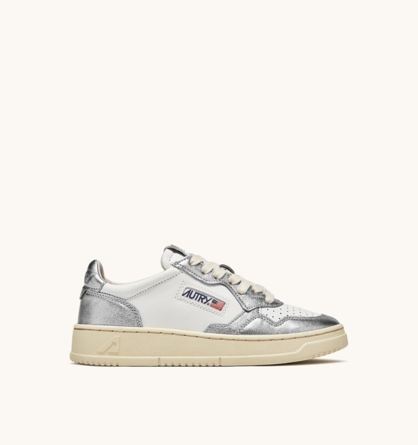 ZAPATILLAS  COLOR BLANCO/PLATA Autry