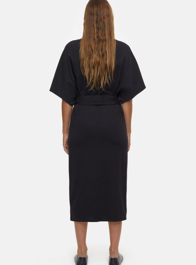 VESTIDO  COLOR NEGRO CLOSED