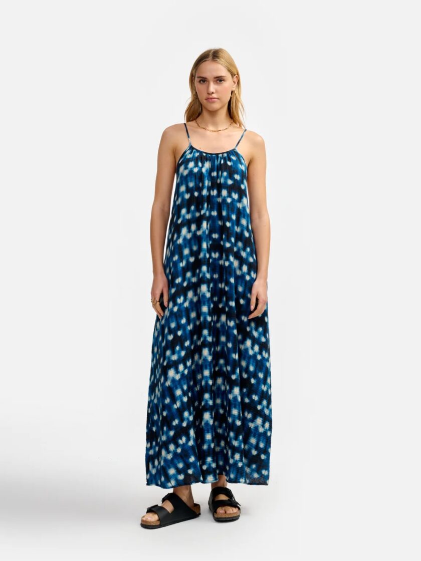 VESTIDO  COLOR AZUL BEELEROSE