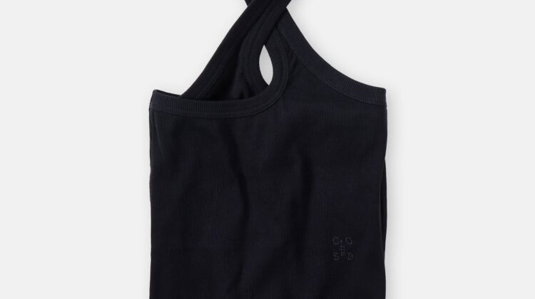 TOP  COLOR NEGRO CLOSED