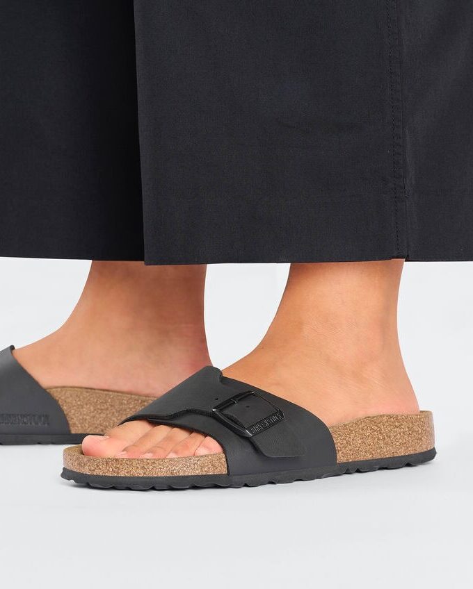 SANDALIA COLOR NEGRO birkenstock