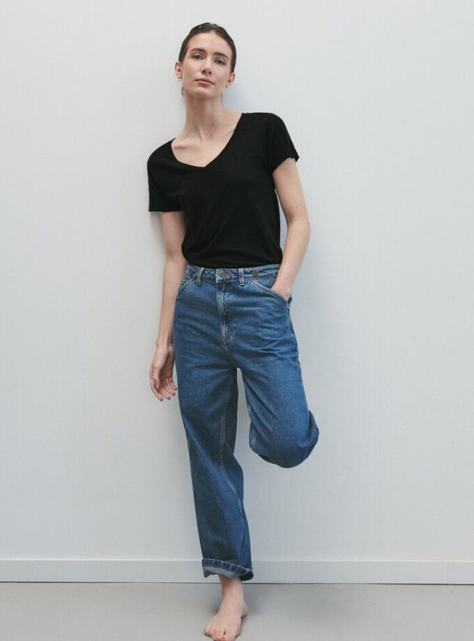 CAMISETA COLOR NEGRO AMERICAN VINTAGE