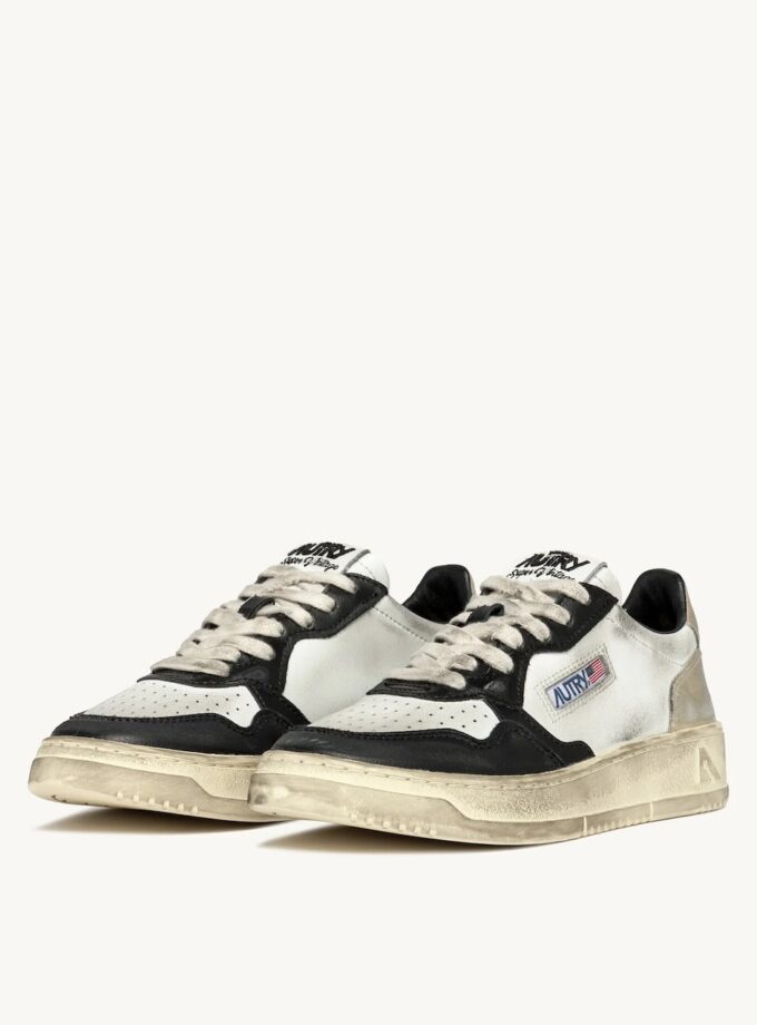 SUPER VINTAGE SNEAKERS BAJAS DE PIEL BLANCA, NEGRA Y PLATA Autry