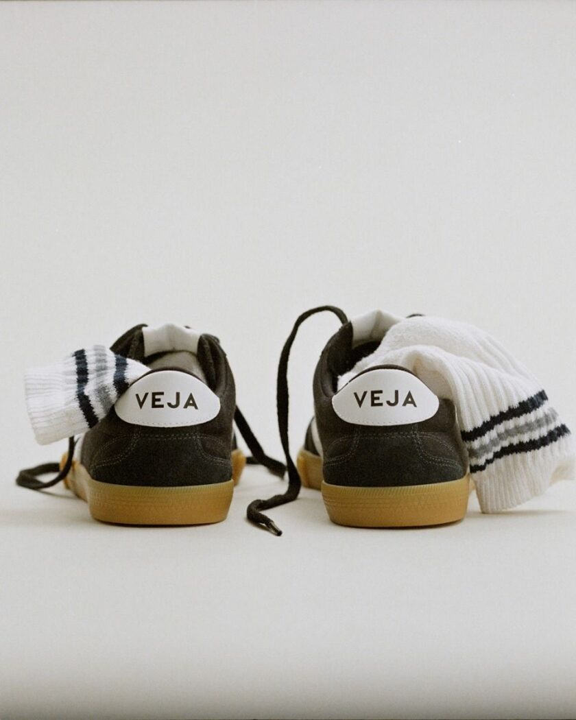 VOLLEY CANVAS BLACK WHITE NATURAL VEJA - Imagen 3