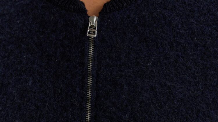 CHAQUETA  COLOR NAVY BEELEROSE