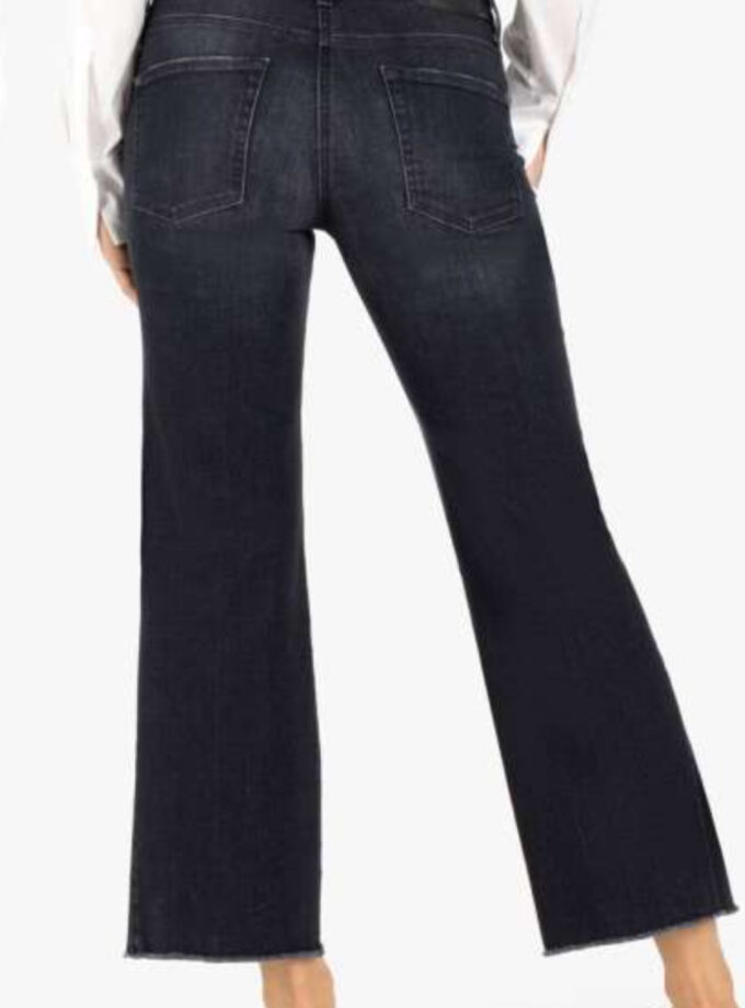 PANTALON JEANS ACAMPANADOS CROPPED CAMBIO