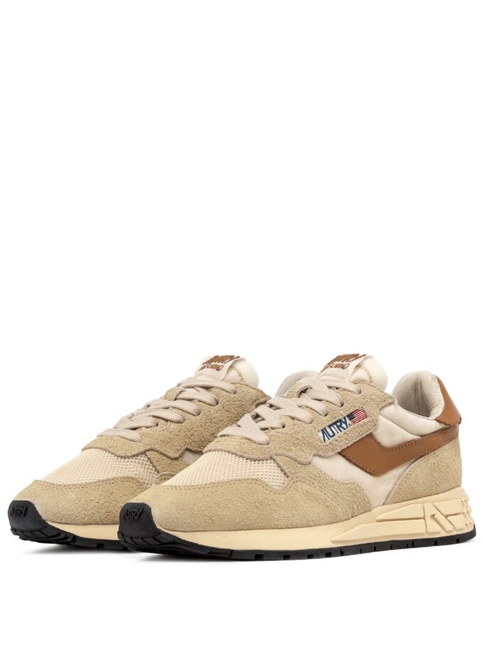 ZAPATILLAS COLOR BEIGE Autry