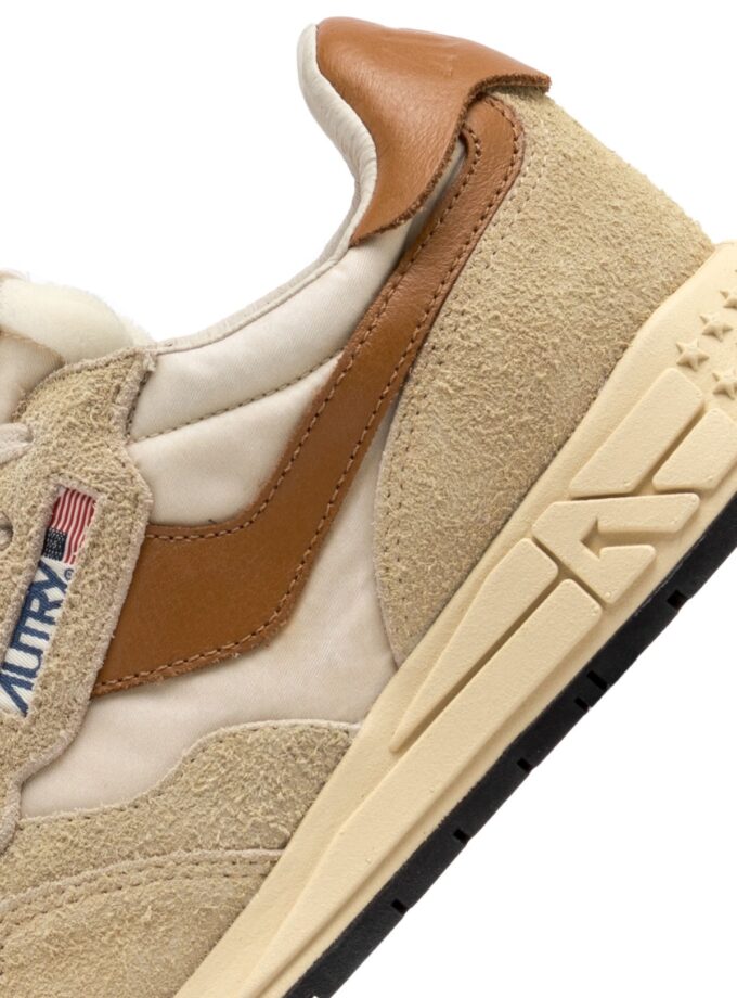 ZAPATILLAS COLOR BEIGE Autry