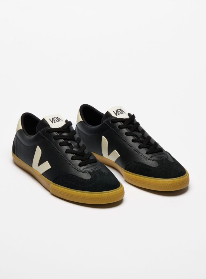 VOLLEY LEATHER BLACK PIERRE VEJA
