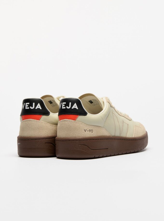 V-90 LEATHER BEIGE ALMOND BLACK VEJA