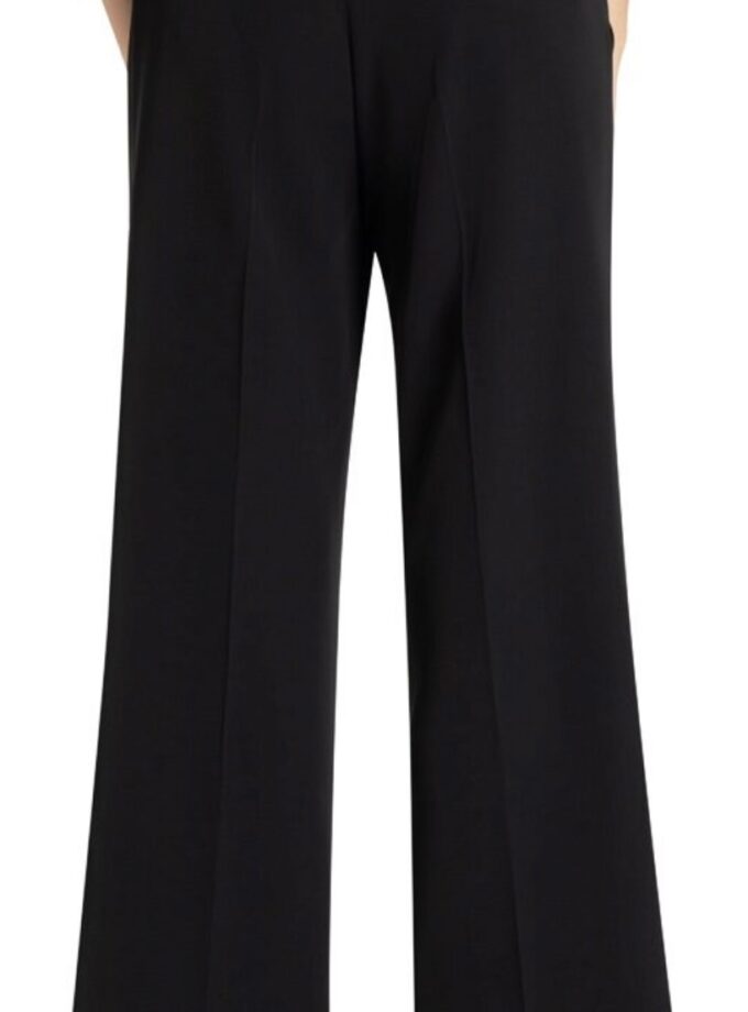 Pantalones cortos de ajuste ancho con cintura elastica CAMBIO