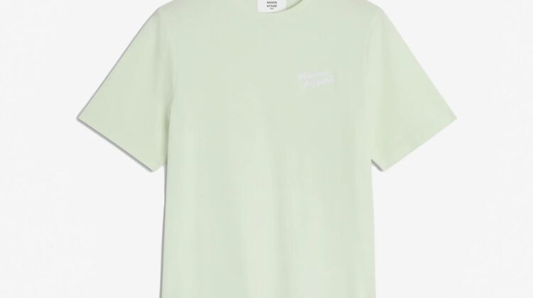CAMISETA CONFORTABLE CON ESCRITURA A MANO DE MAISON KITSUNE
