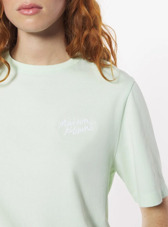 CAMISETA CONFORTABLE CON ESCRITURA A MANO DE MAISON KITSUNE