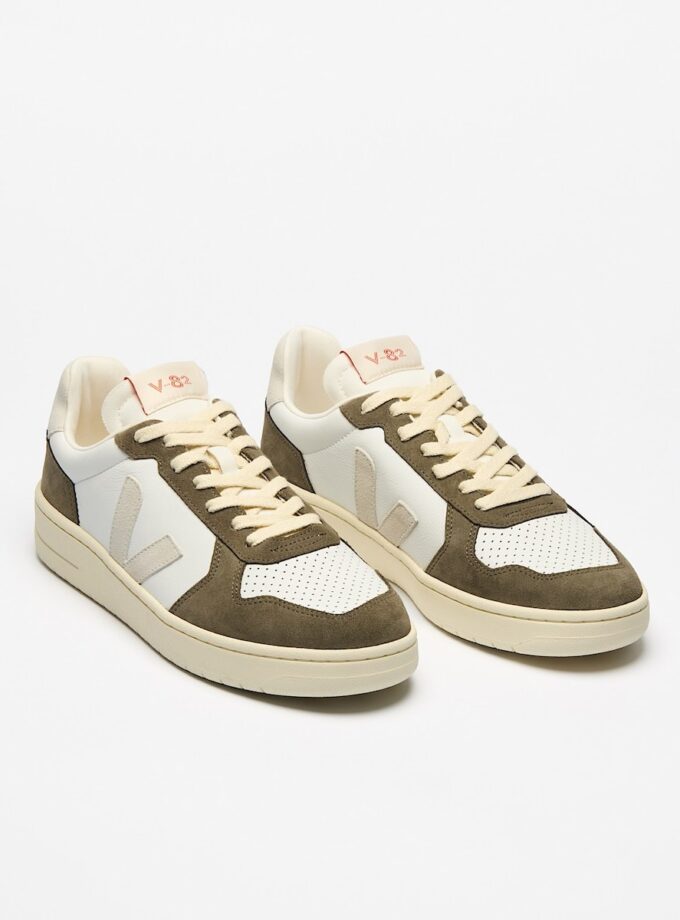 V-82 LEATHER WHITE NATURAL KAKI VEJA