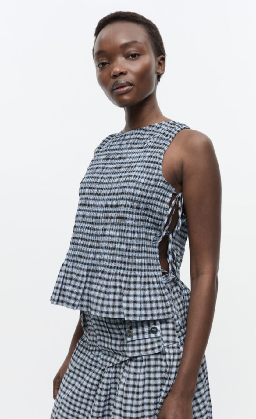 Blusa tipo blusa con lazo y cuadros de seersucker azul GANNI - Imagen 2