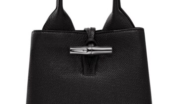 BOLSO  COLOR NEGRO LONGCHAMP