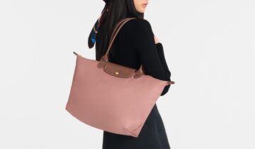 Le Pliage Original Bolso de hombro L
Lona reciclada – Té rosa LONGCHAMP