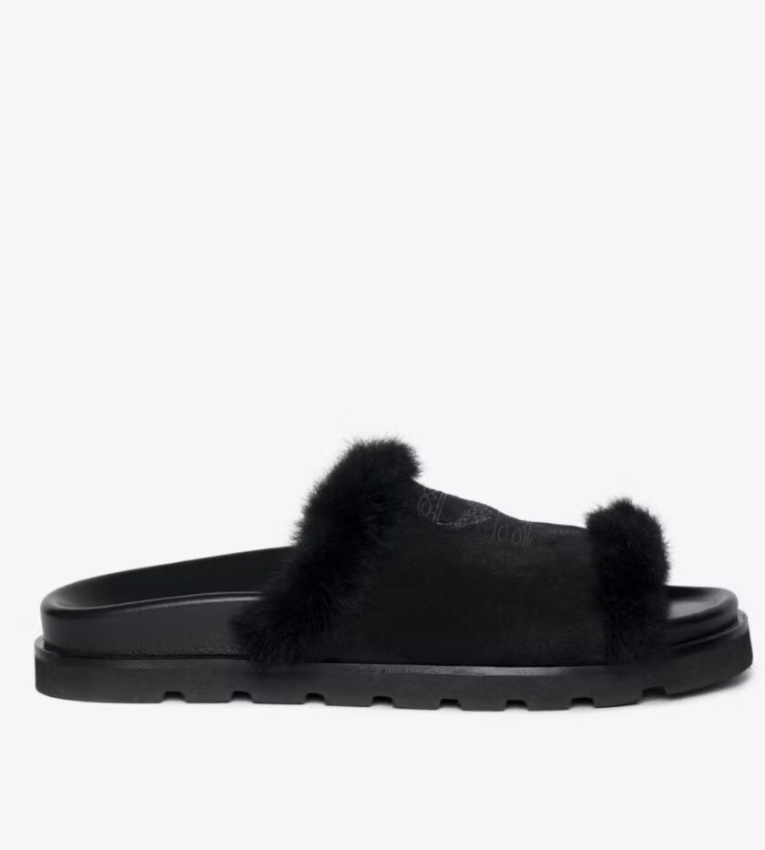 Mules abiertas de ante y shearling adornadas con bordados distintivos y equipadas con suelas anatómicas cómodas. ZADIG ET VOLTAIRE