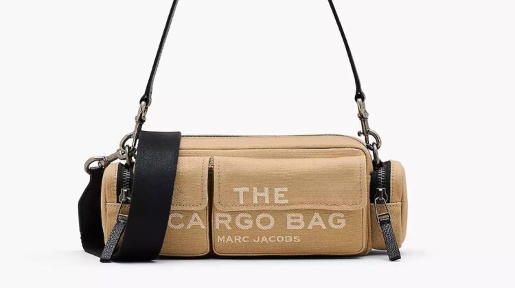 The Cargo
Canvas Shoulder Bag MARC JACOBS