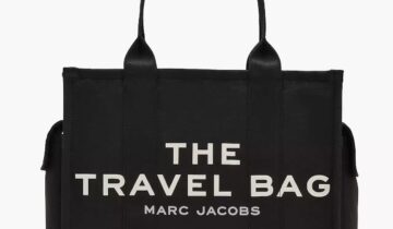 The Canvas
Travel Tote Bag MARC JACOBS